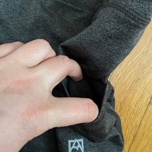 Avalanche Gray High-Waisted Leggings - Picture 7 of 8